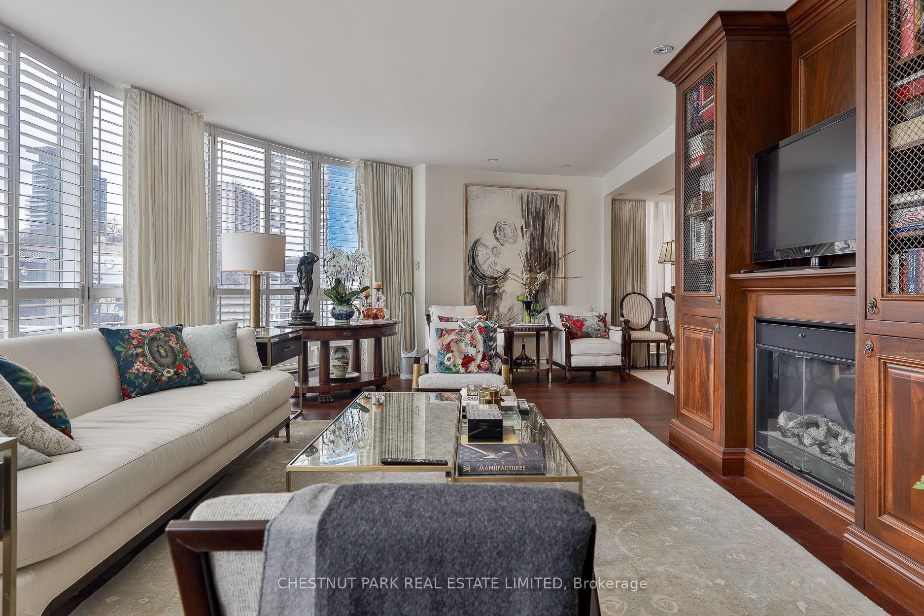 77 Avenue Road 204 #204 — photo 1