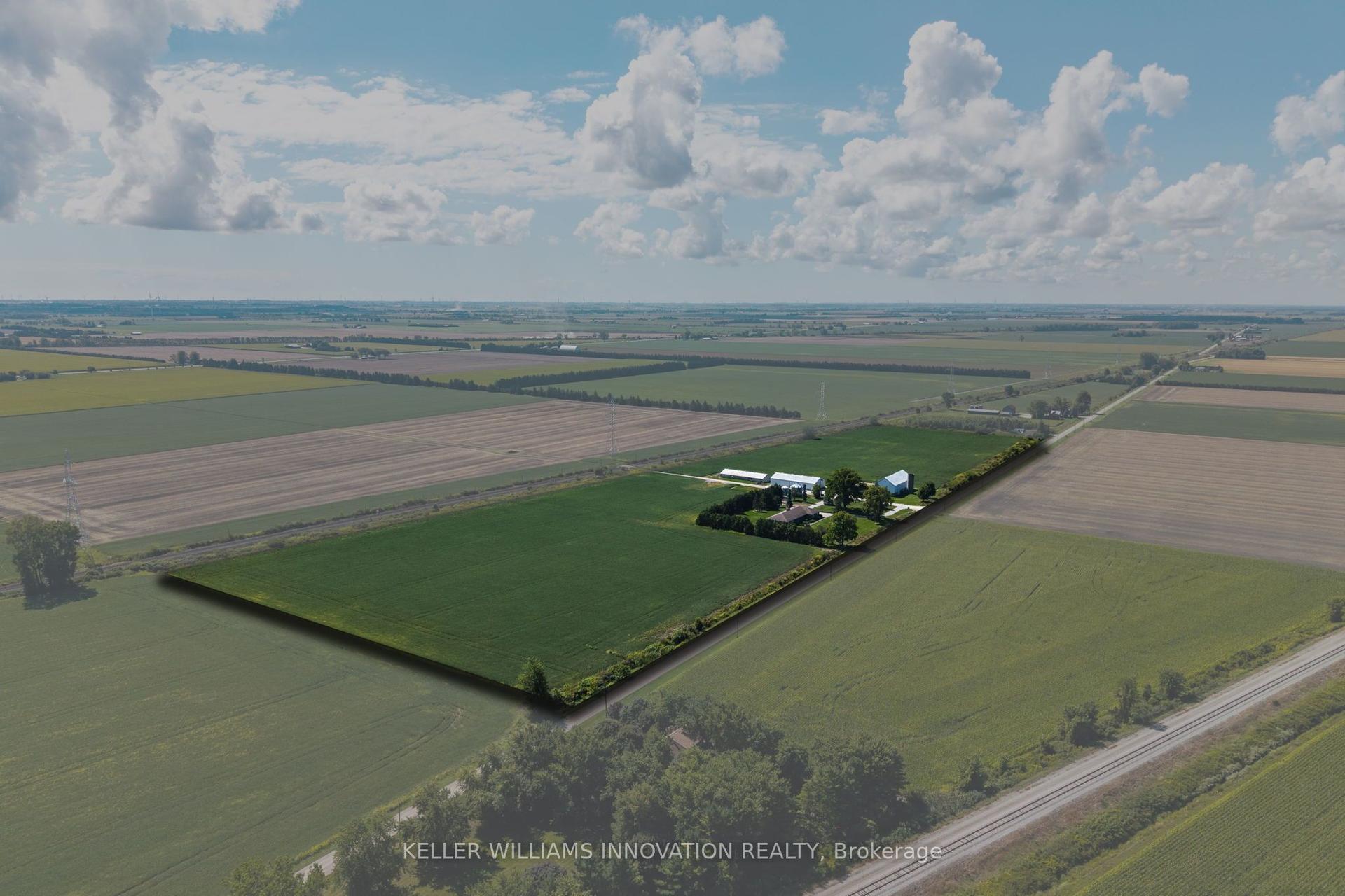 6828 Third Line Road — photo 1