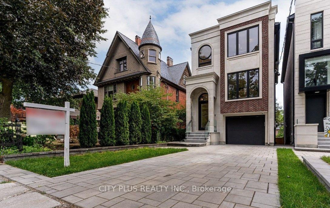 119 Glengrove Avenue W — photo 1