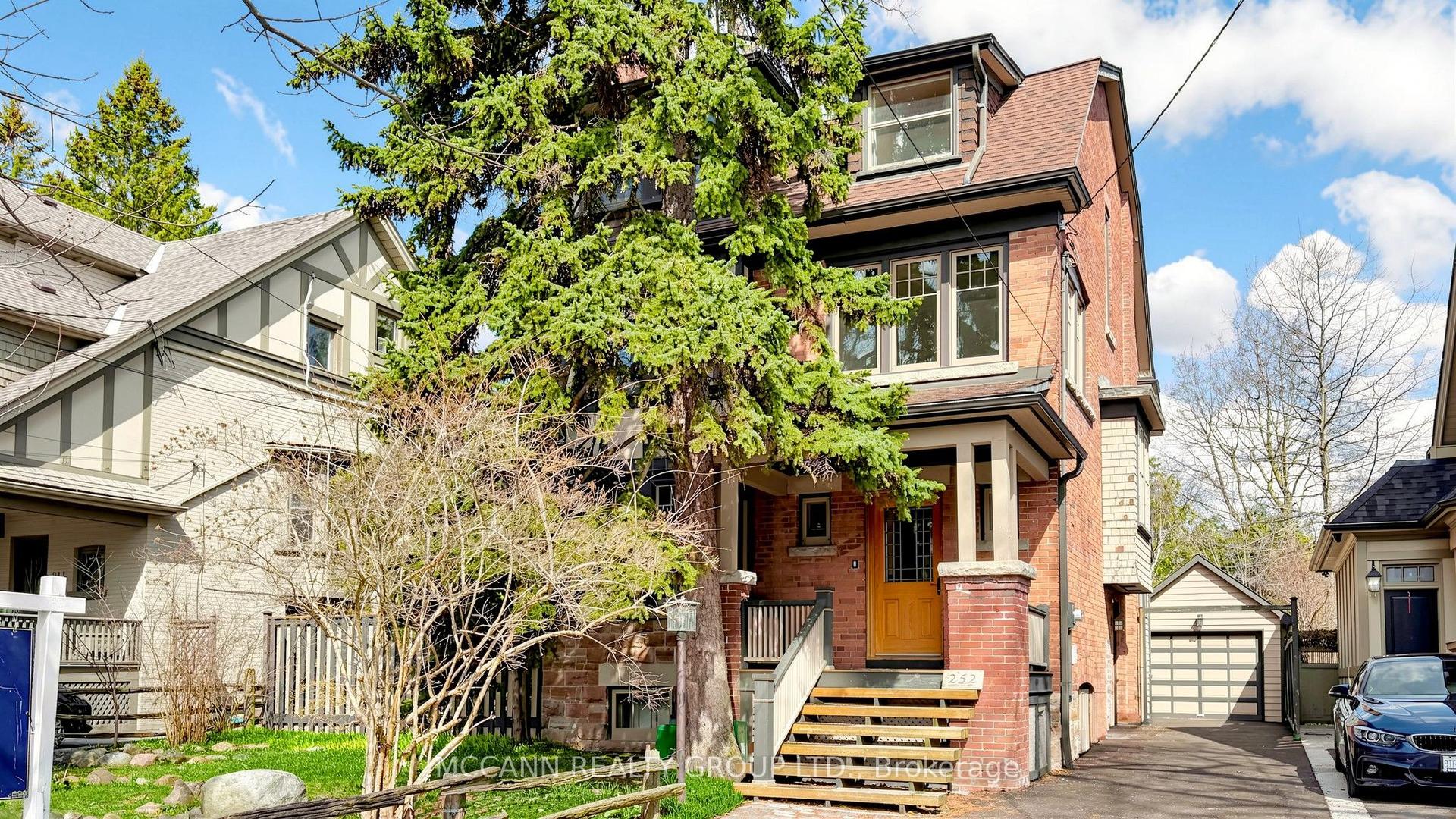 252 Sheldrake Boulevard — photo 1