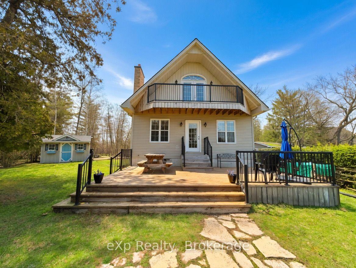 705 Victoria Road — photo 1