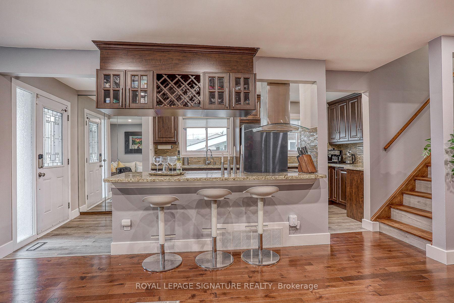 270 Roywood Drive — photo 1