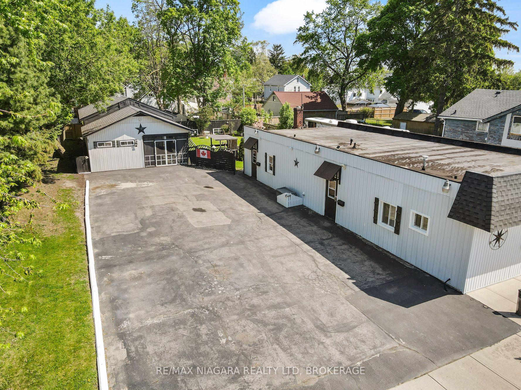 61 Queen Street — photo 1