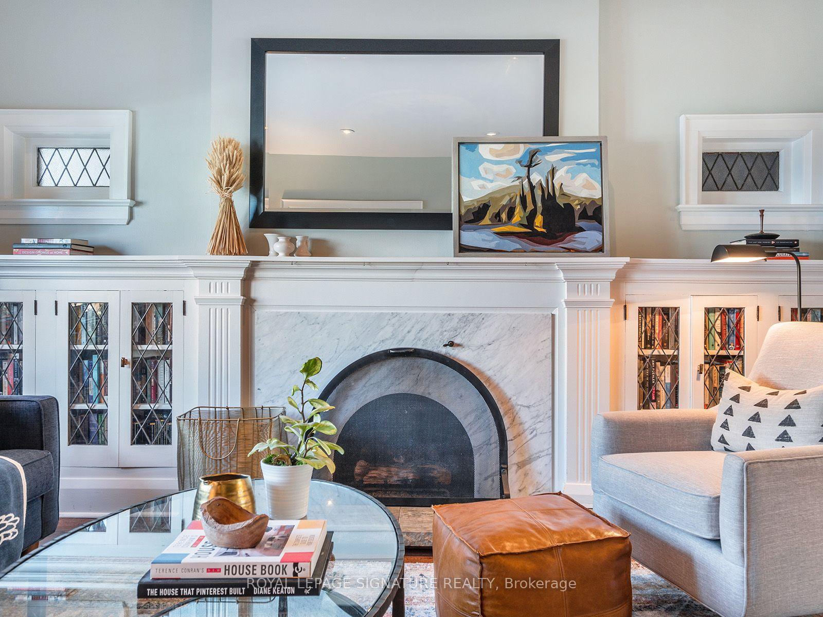 390 Kingswood Road — photo 1