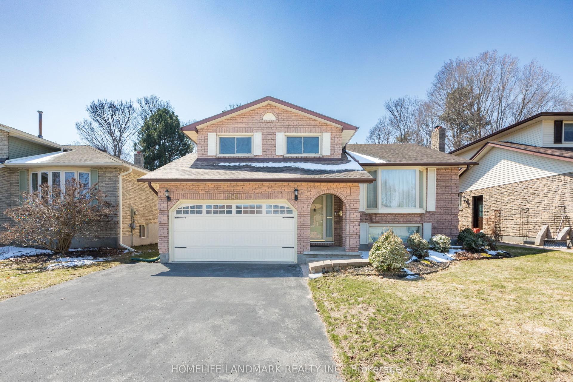 254 Athabasca Street — photo 1