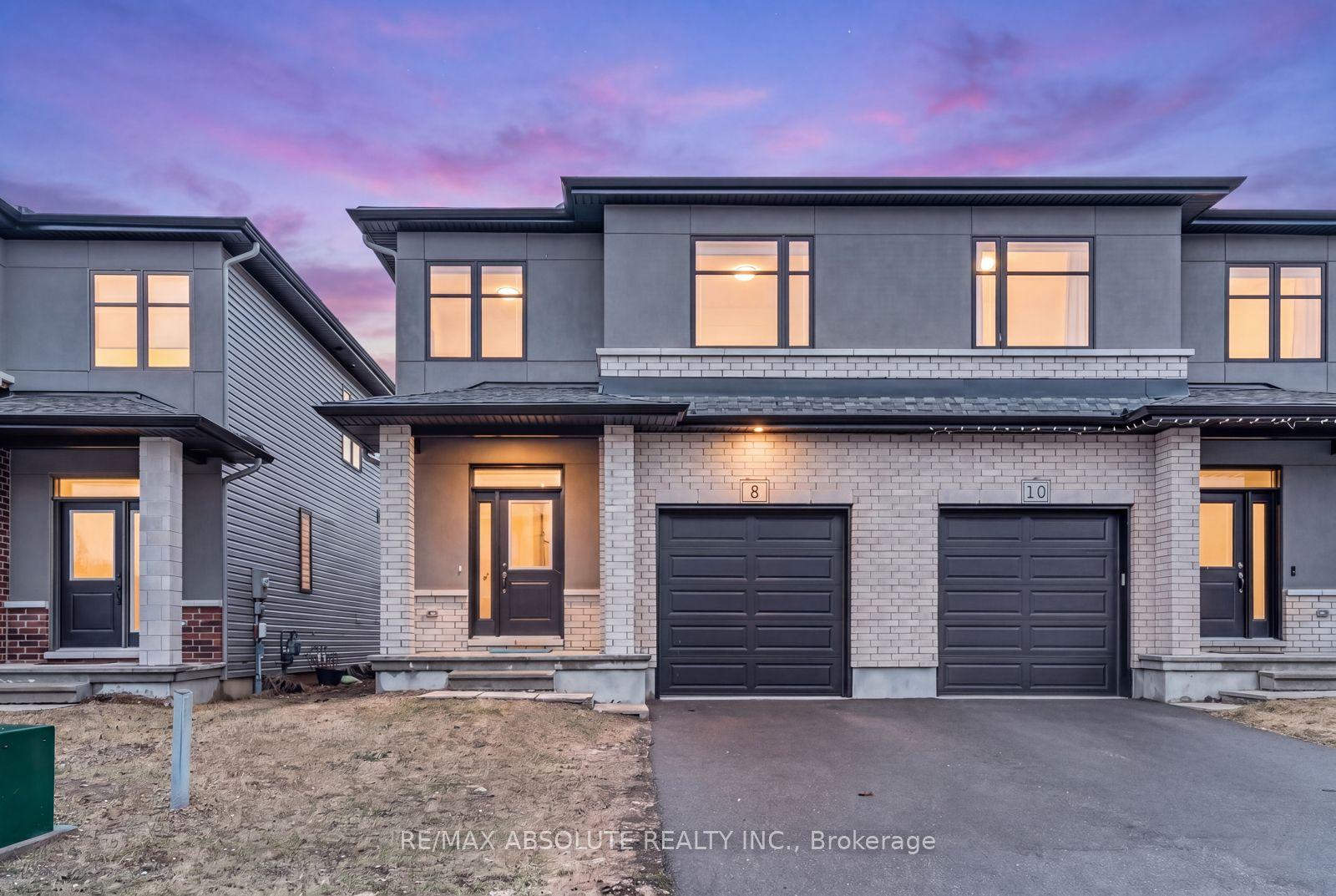 8 TABER Street — photo 1