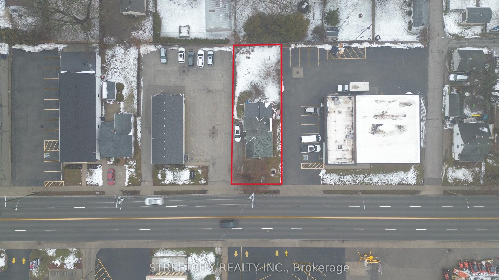 305 St Clair Street — photo 1