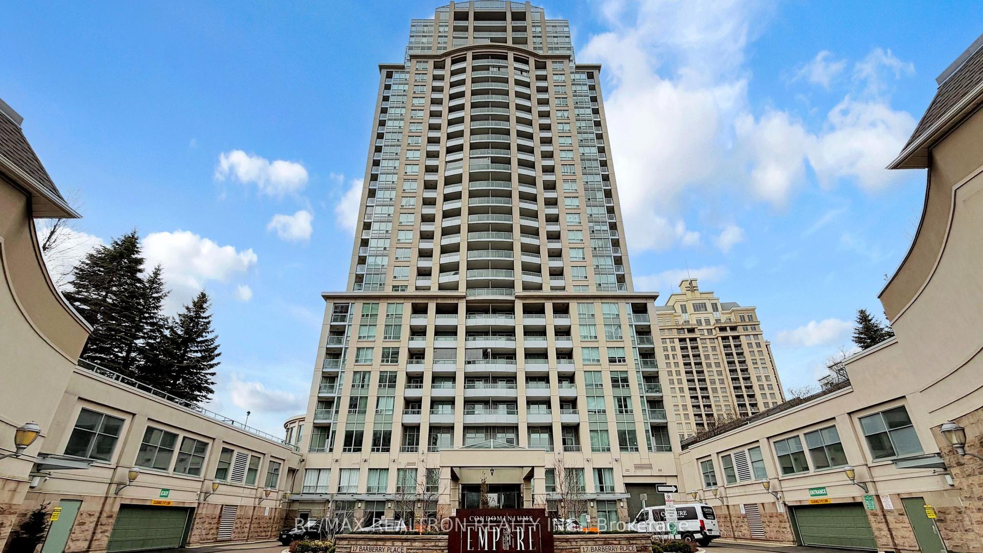 17 Barberry Place 903 #903 — photo 1