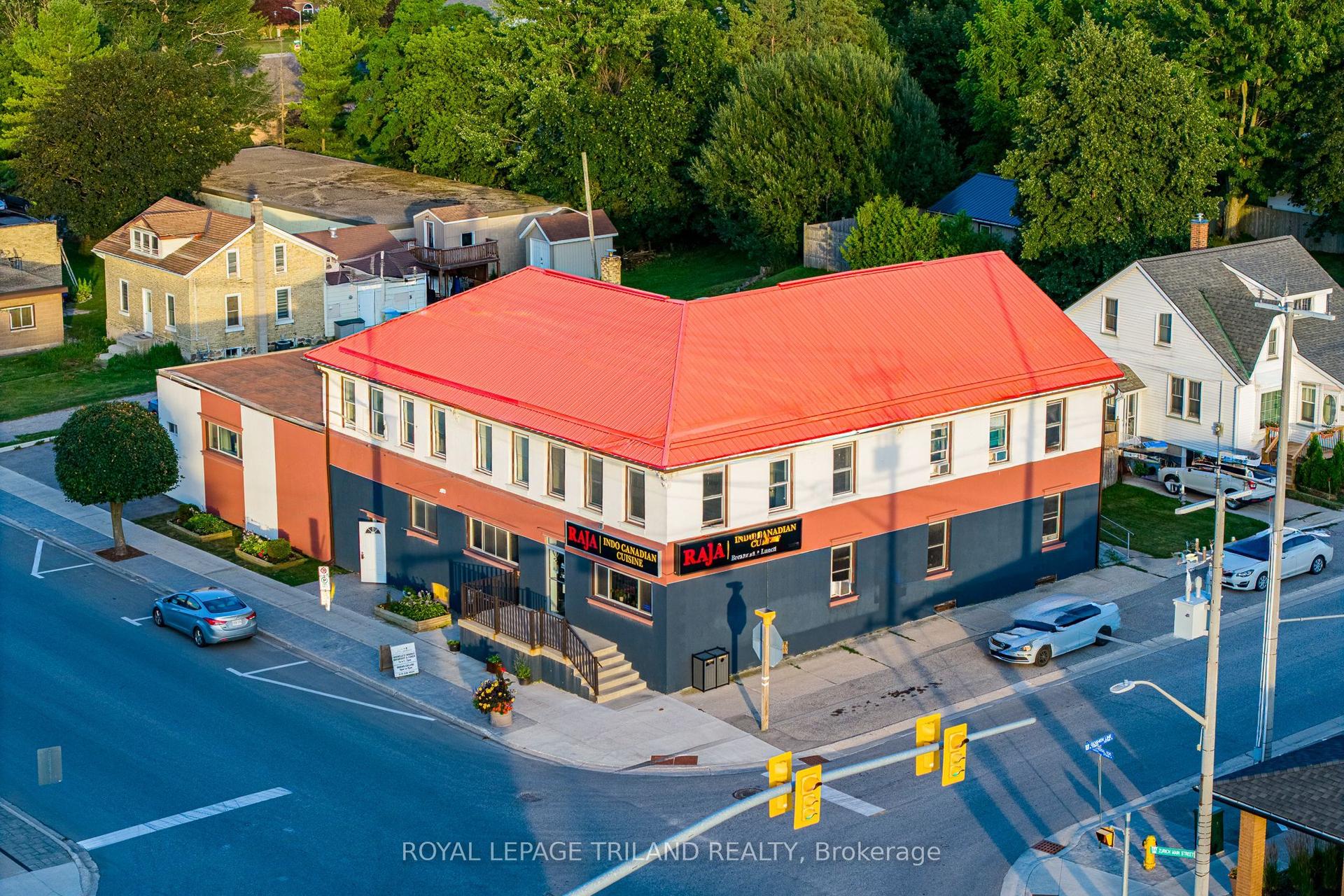 41 Main Street E — photo 1