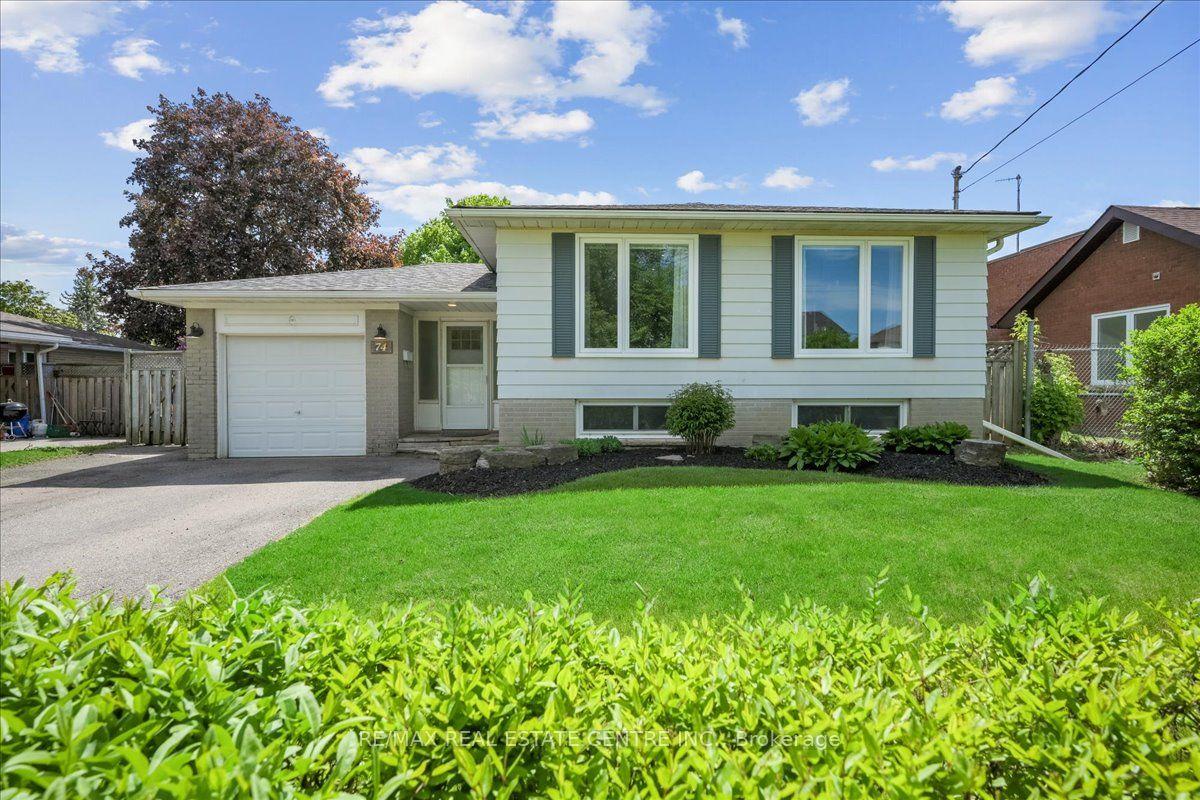 74 Mountainview Road S — photo 1