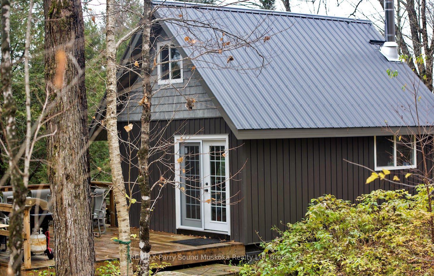 00 JACK'S N/A — photo 1