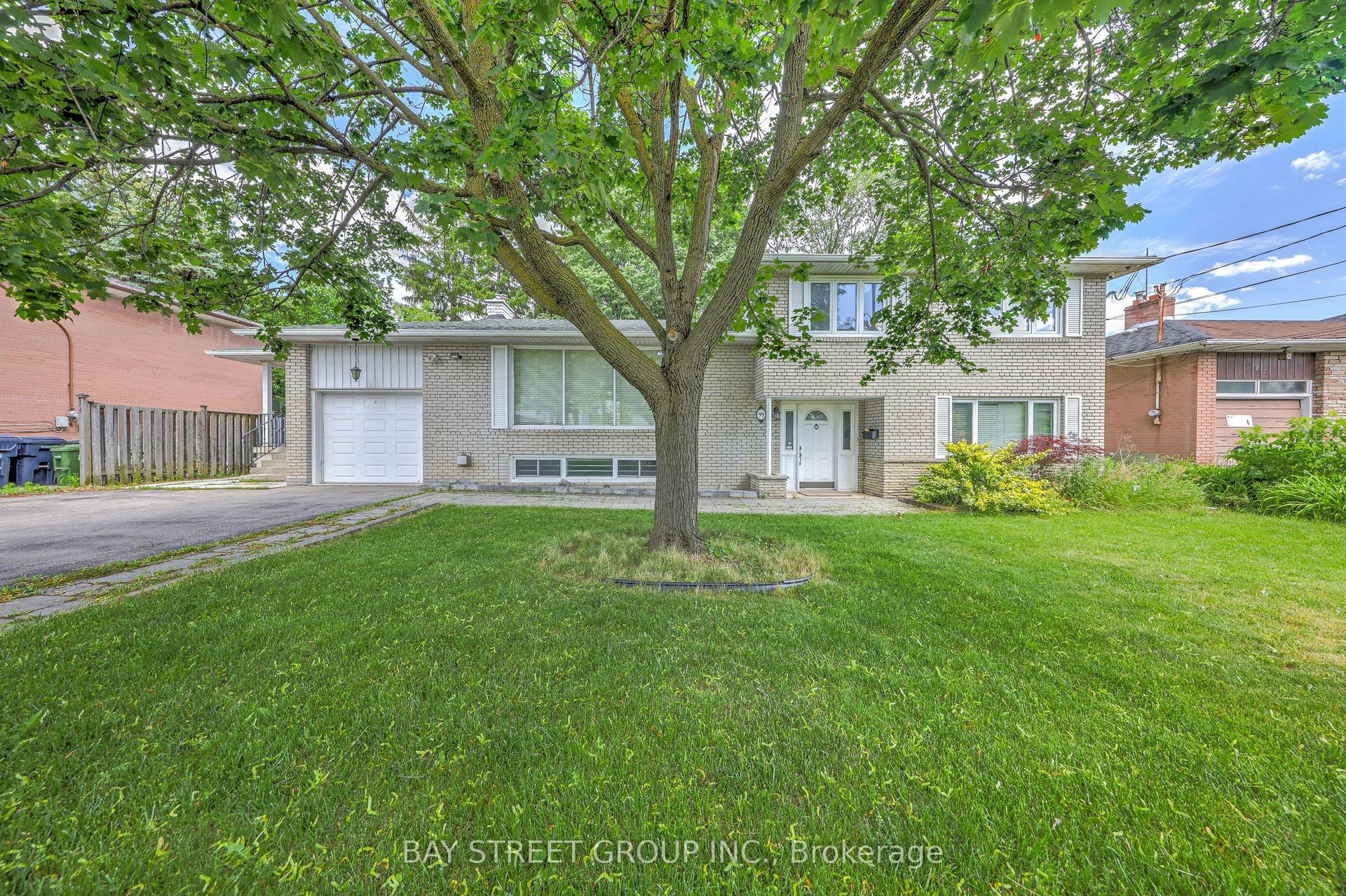 99 Grantbrook Street, Toronto — Detached for sale, photo 1