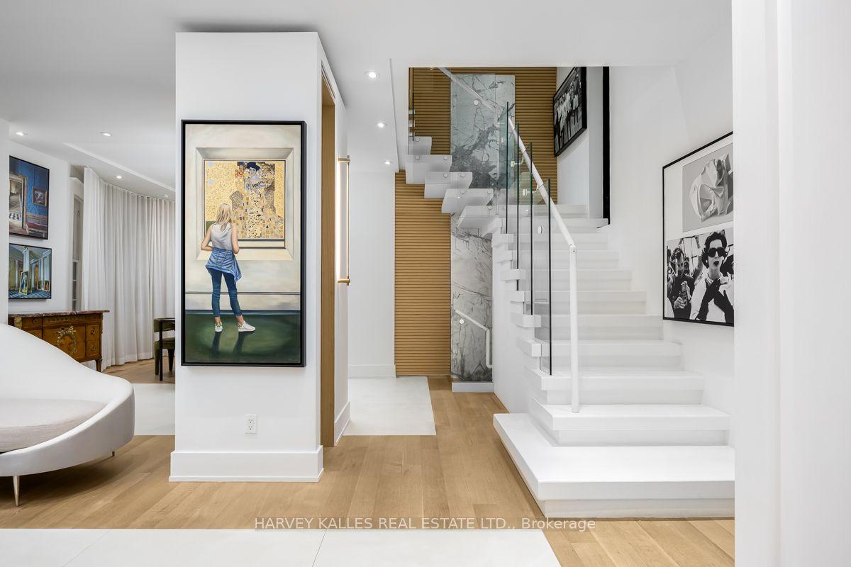 131 Balmoral Avenue — photo 1