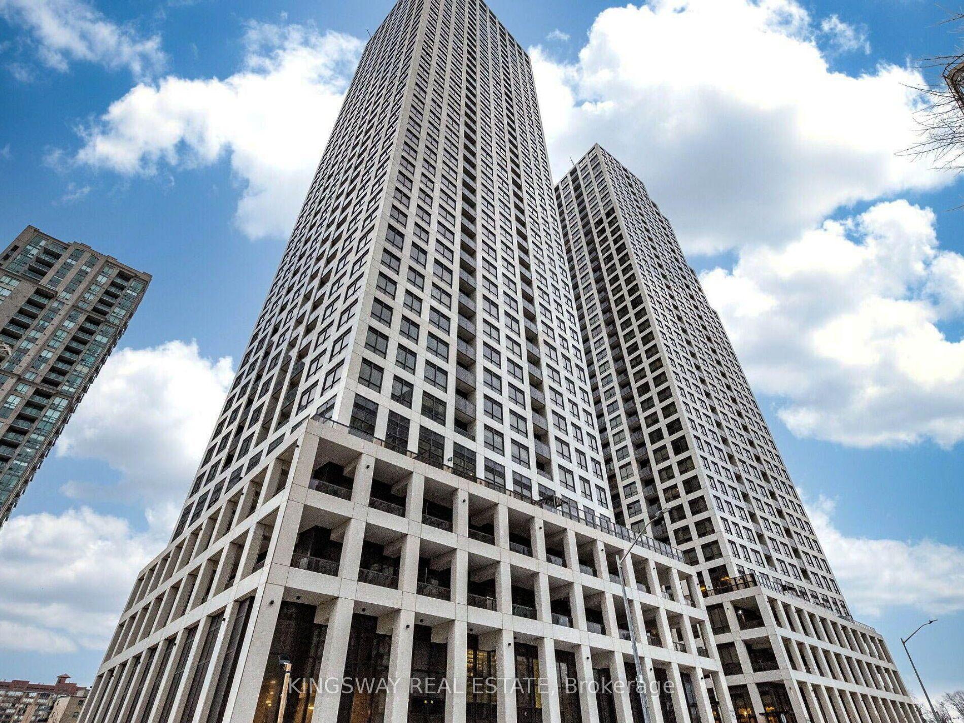 30 Elm Drive 2105 #2105 — photo 1