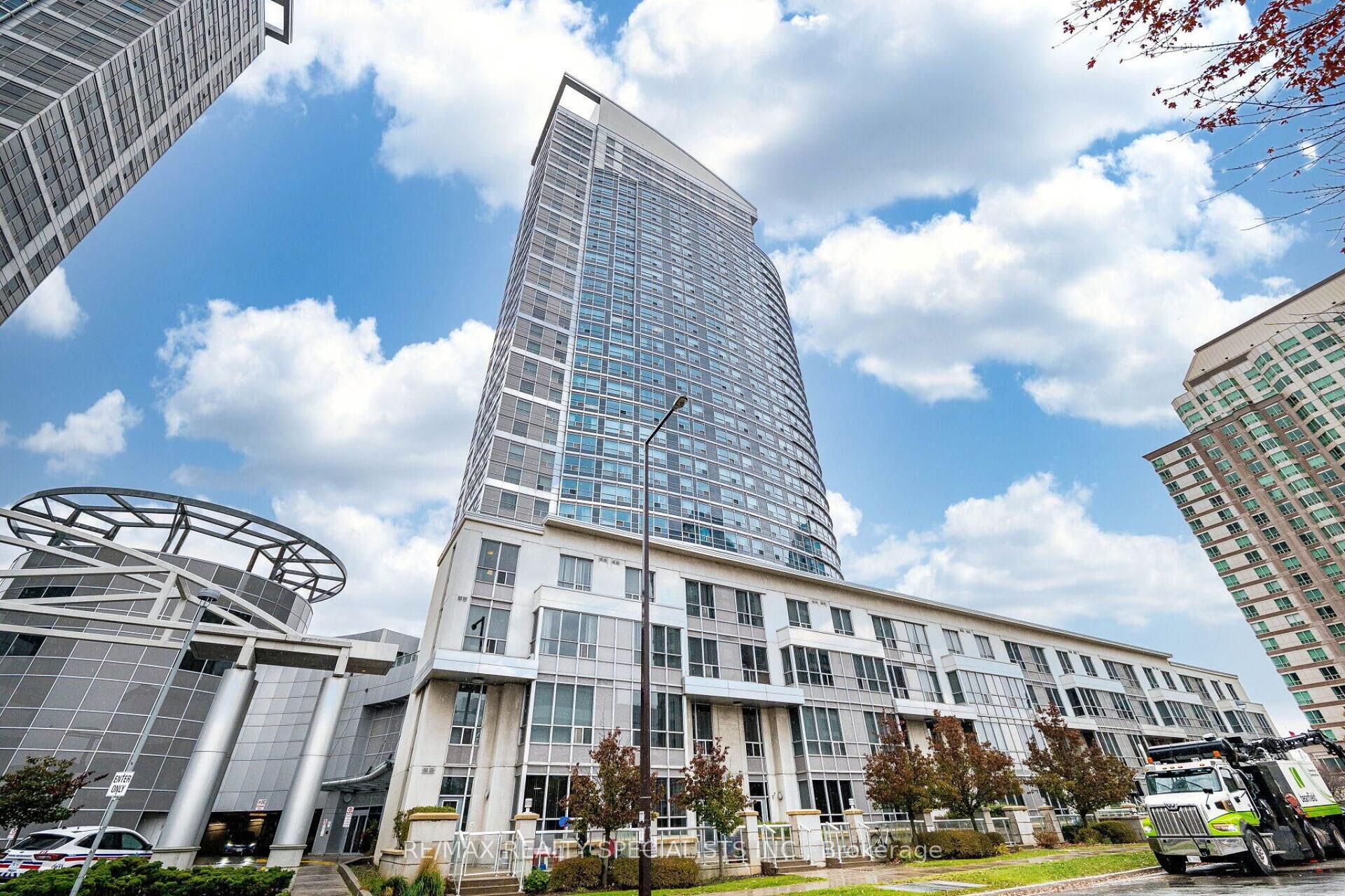 38 Lee Centre 2803 #2803 — photo 1