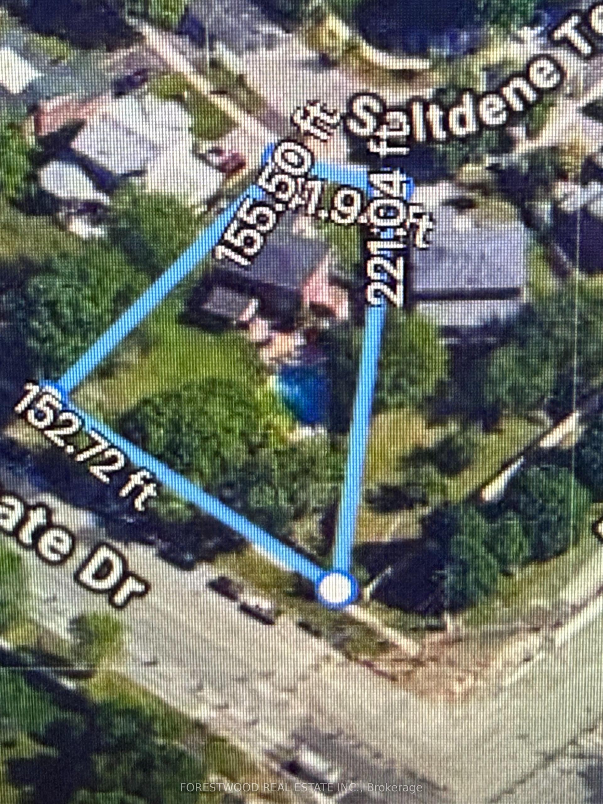 1690 Saltdene Terrace — photo 1