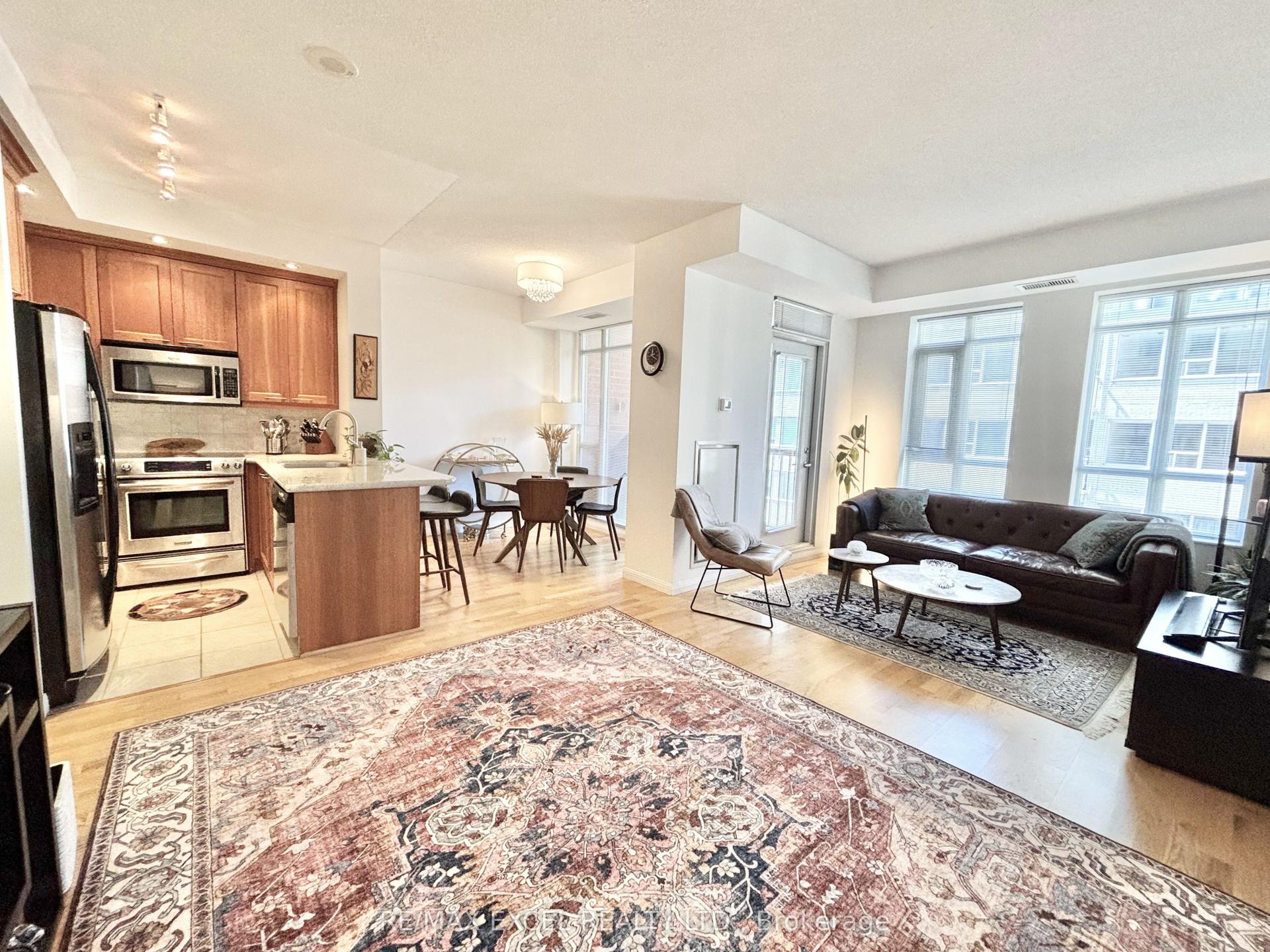 900 Mount Pleasant Road 426 #426 — photo 1