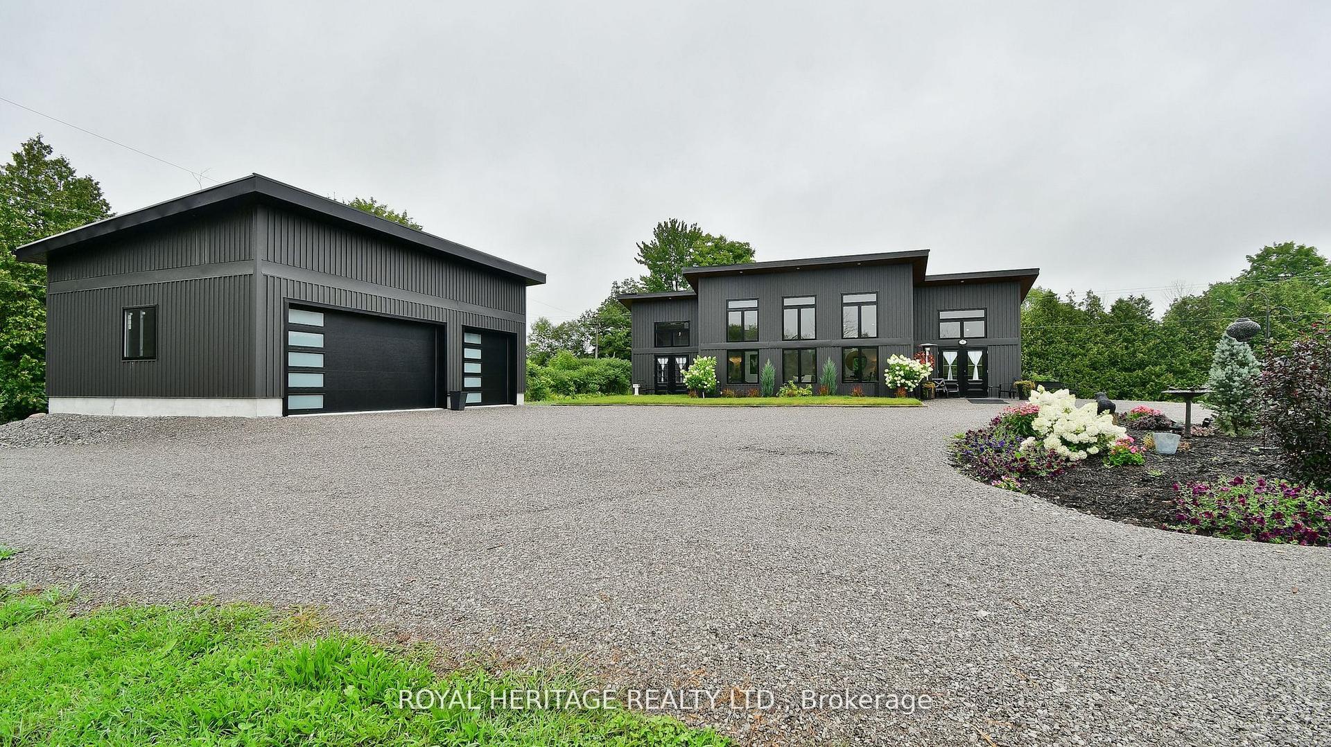 9 Hunts Line Road — photo 1