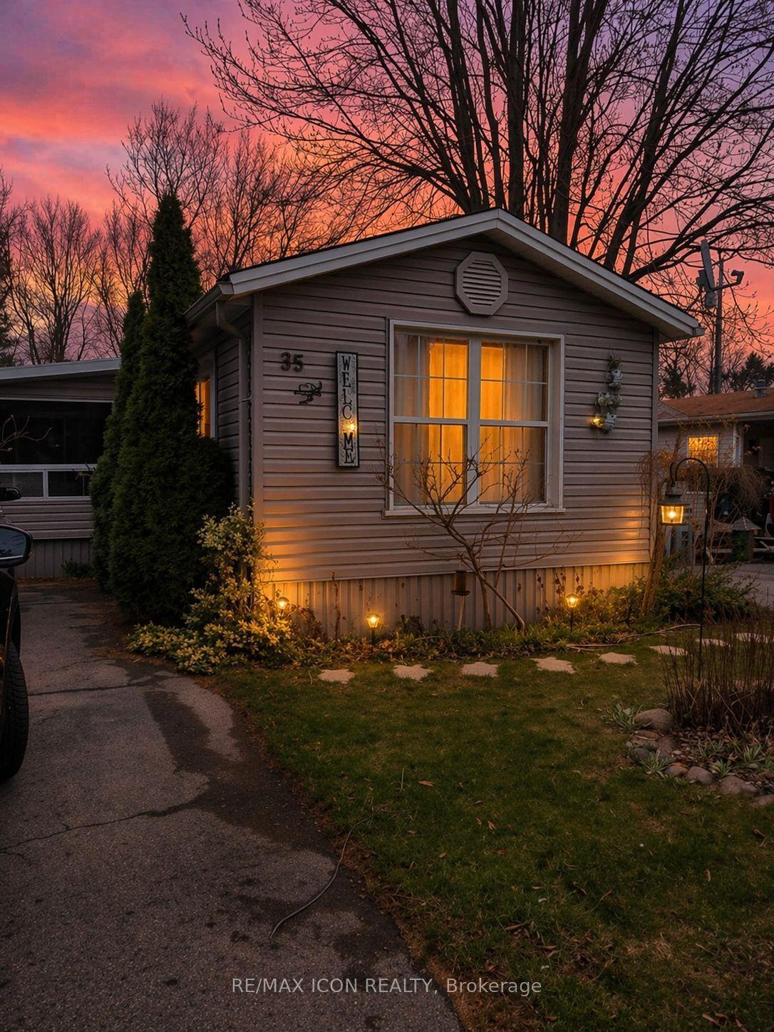 9839 Lakeshore Road 35 #35 — photo 1