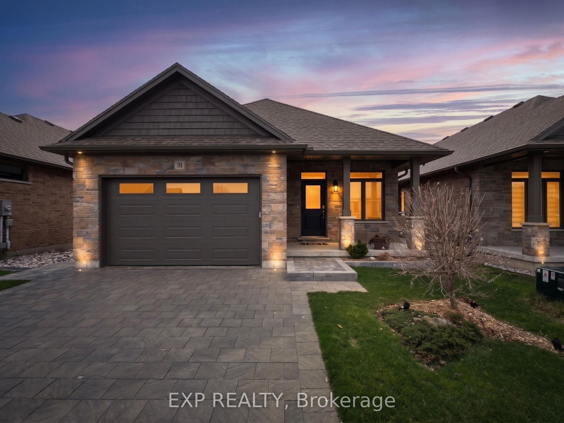 159 Collins Way 31 #31 — photo 1