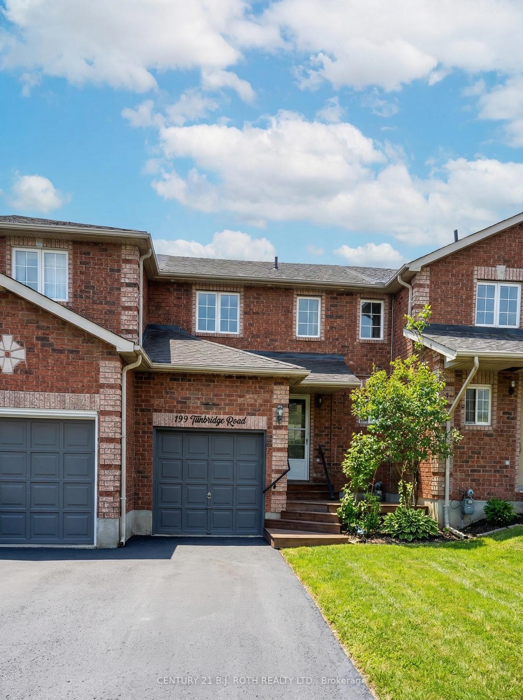 199 Tunbridge Road — photo 1