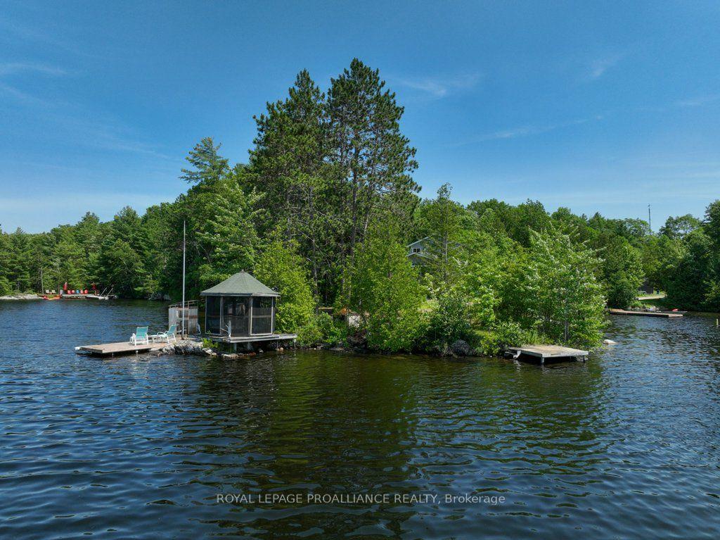 2475 Alfs Bay Lane — photo 1