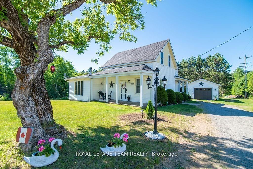 3709 Old Barrys Bay Road — photo 1