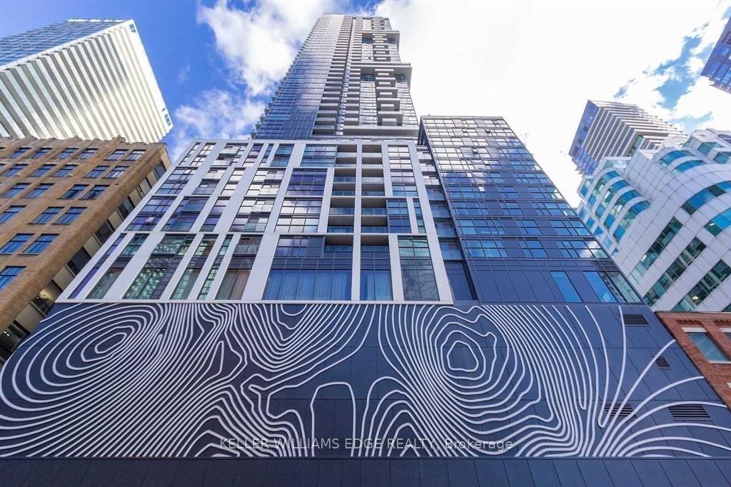 87 Peter Street 3612 #3612 — photo 1