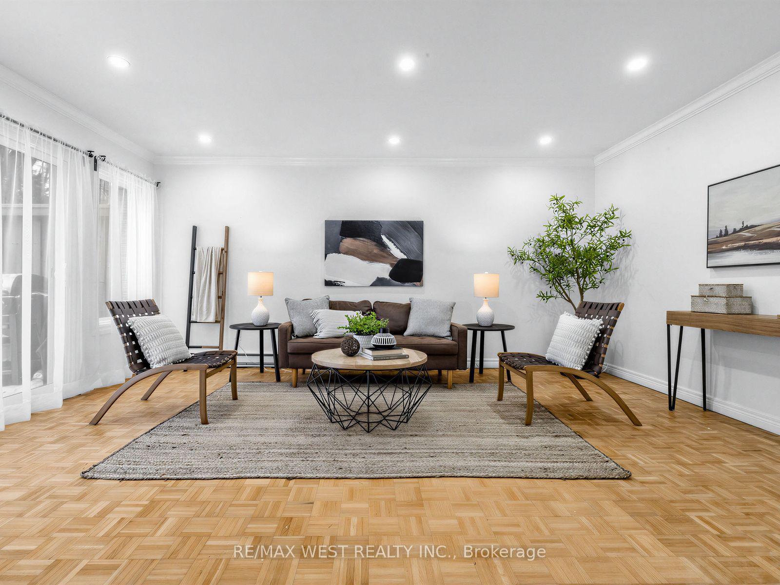 246 Milestone Crescent 117 #117 — photo 1