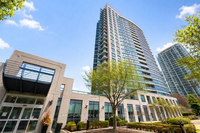 28 Harrison Garden Boulevard 2005 #2005 — photo 1