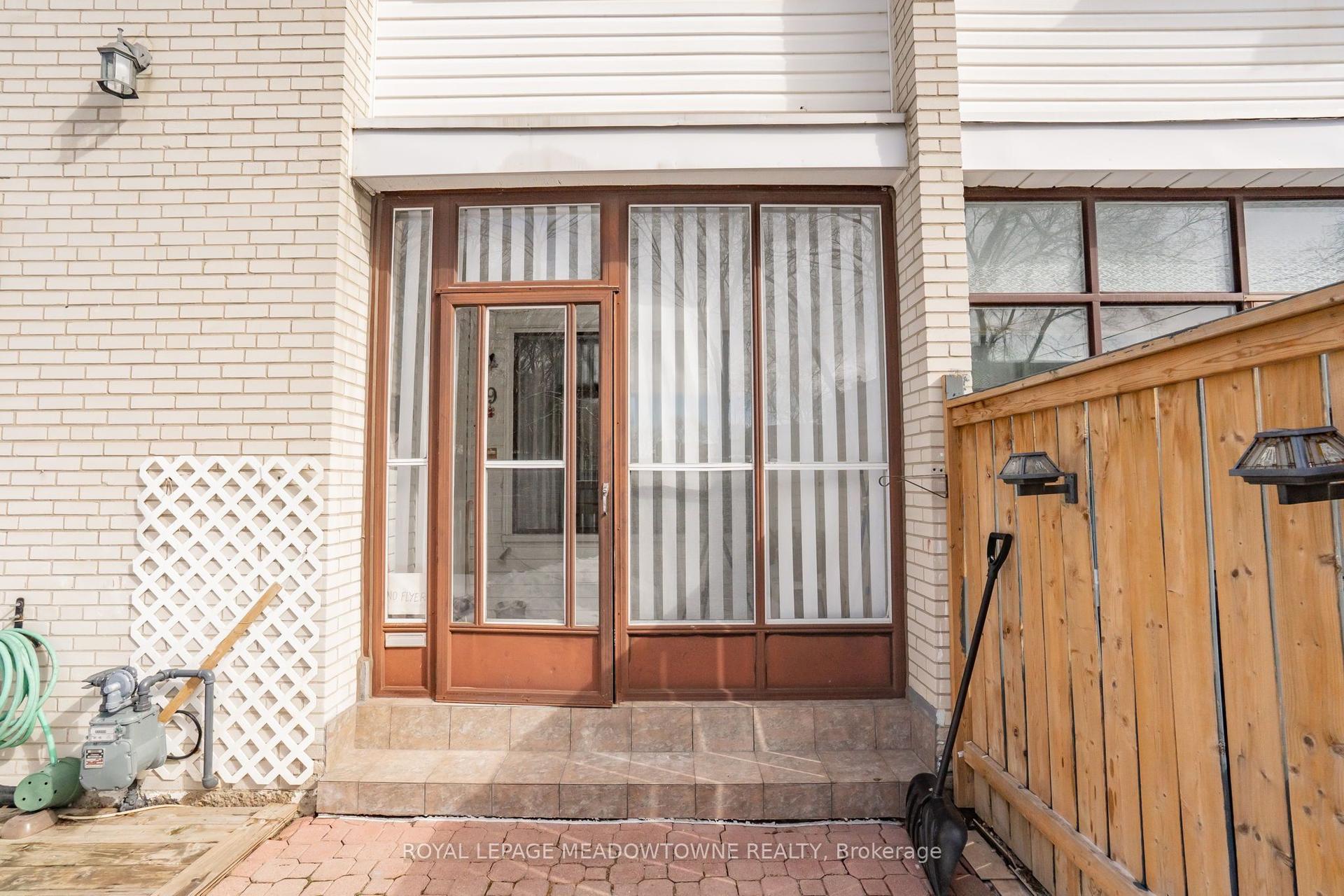 61 Ardglen Drive 19 #19 — photo 1