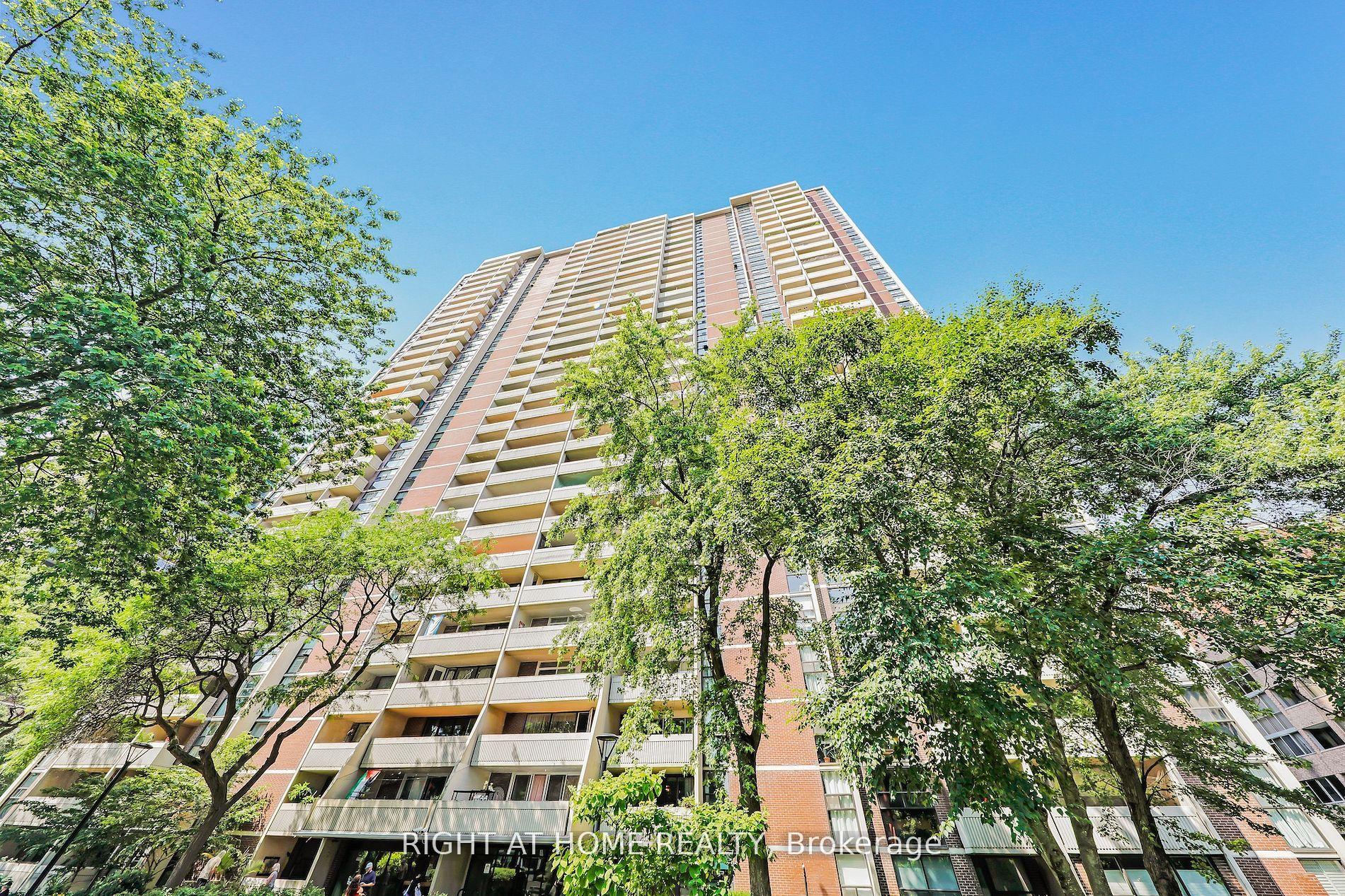 40 Homewood Avenue 908 #908 — photo 1