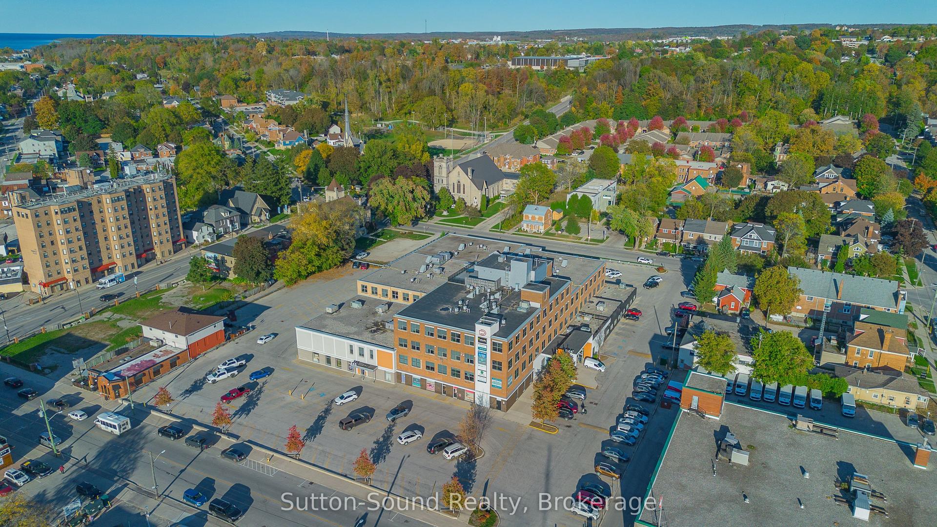 945 3rd Avenue East Avenue 410 #410 — photo 1