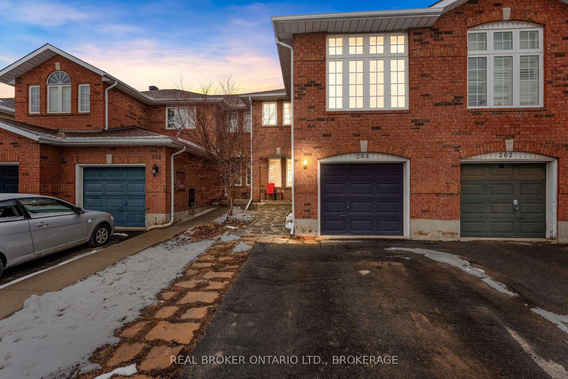 264 Ellesmeer Avenue — photo 1