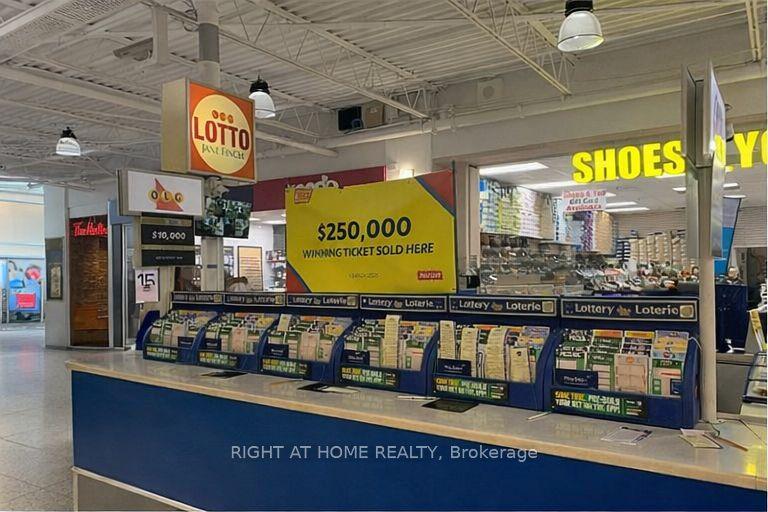 1893 Finch Avenue W 101K #101K — photo 1