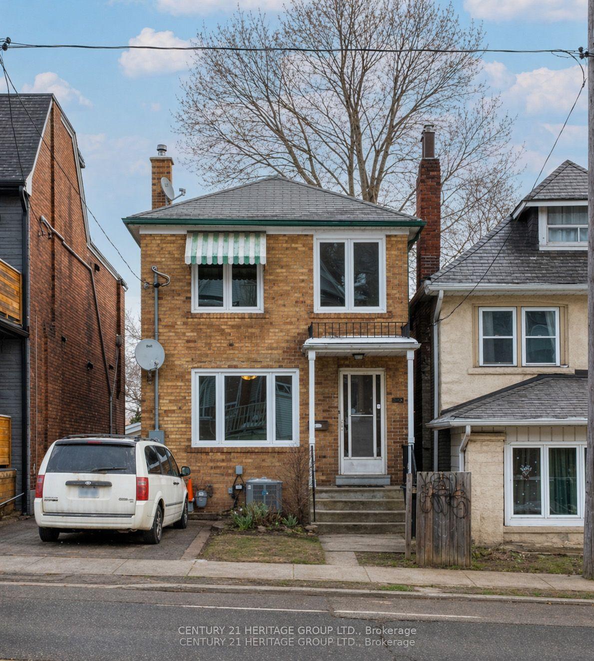 215 Keele Street — photo 1