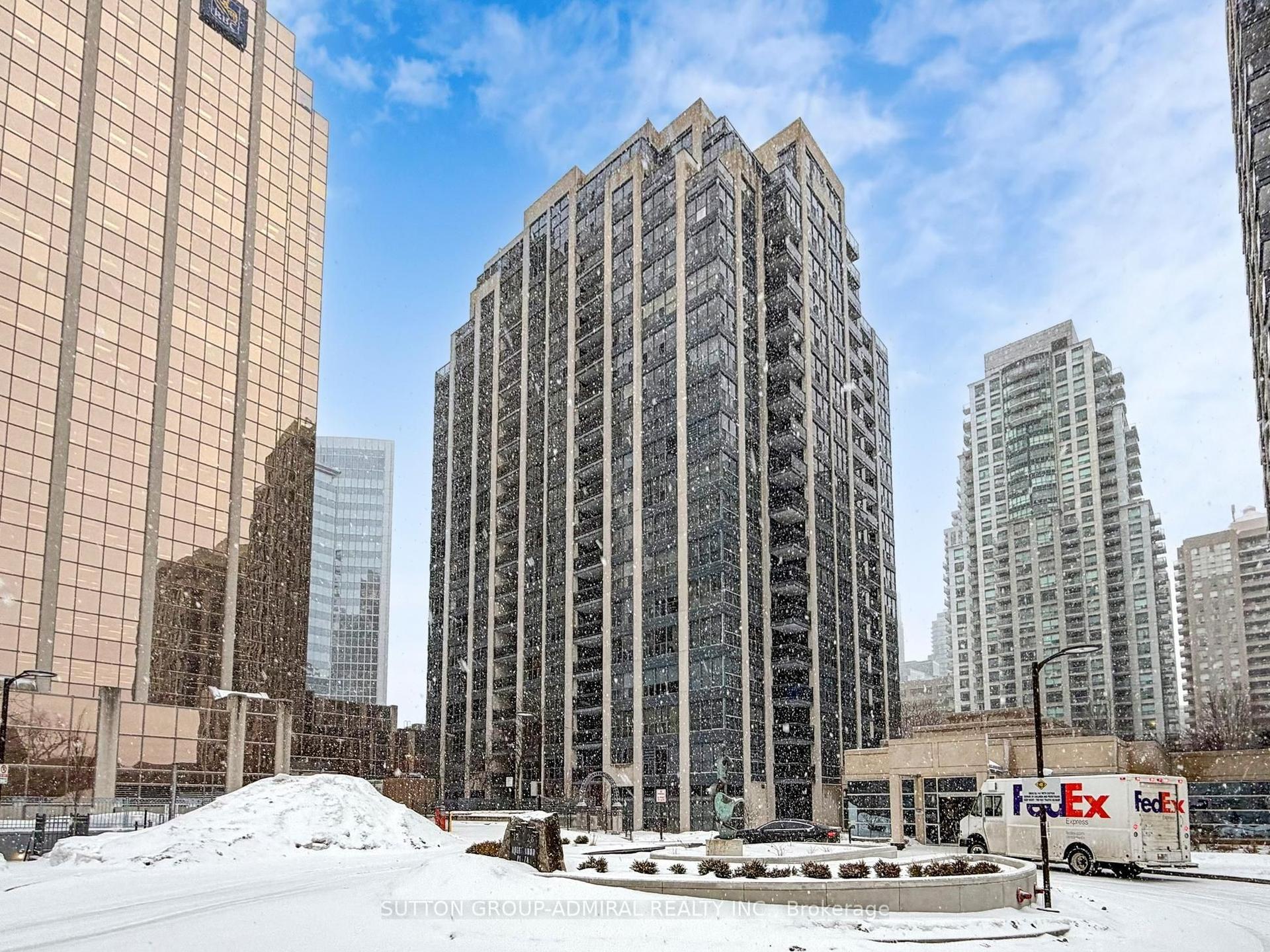 18 Hollywood Avenue 103 #103 — photo 1