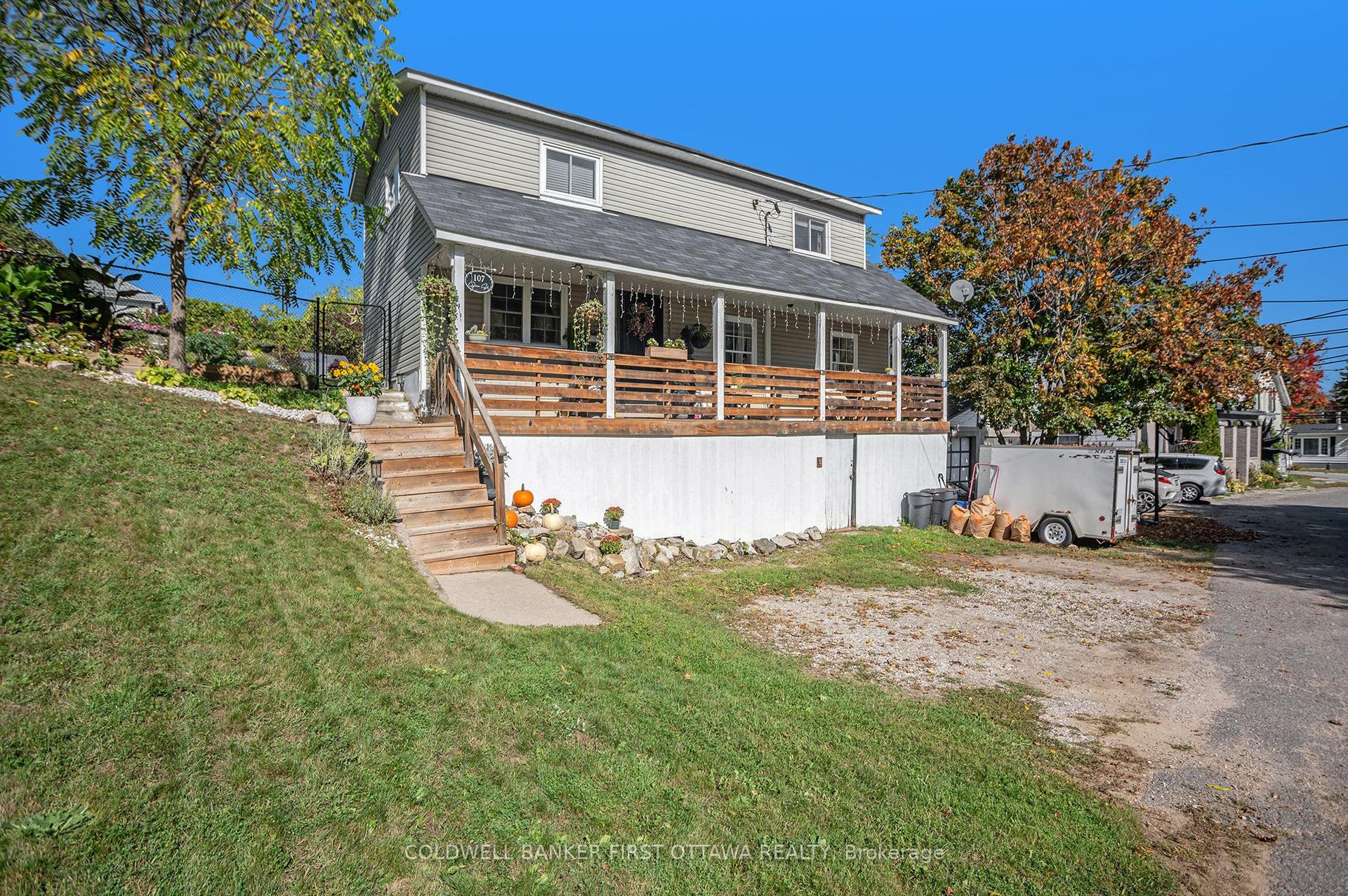 107 Owen Street — photo 1