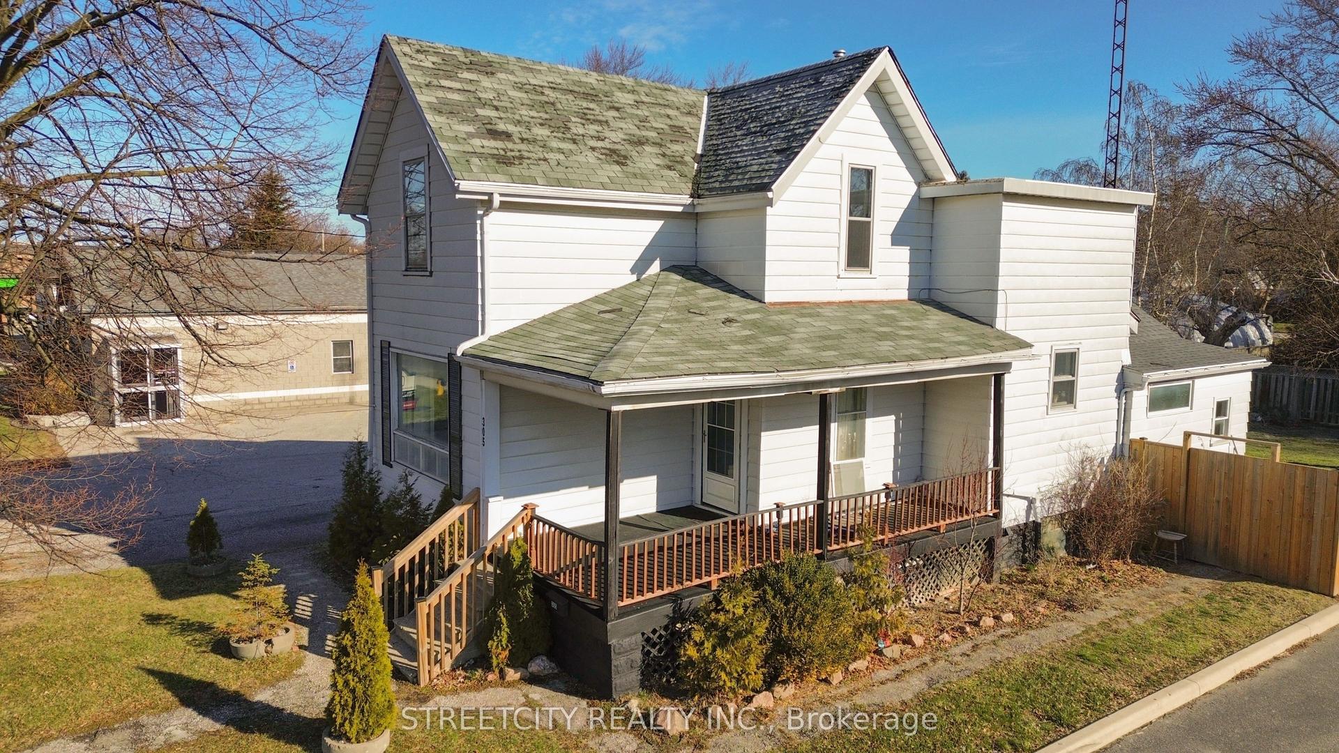 305 St Clair Street — photo 1