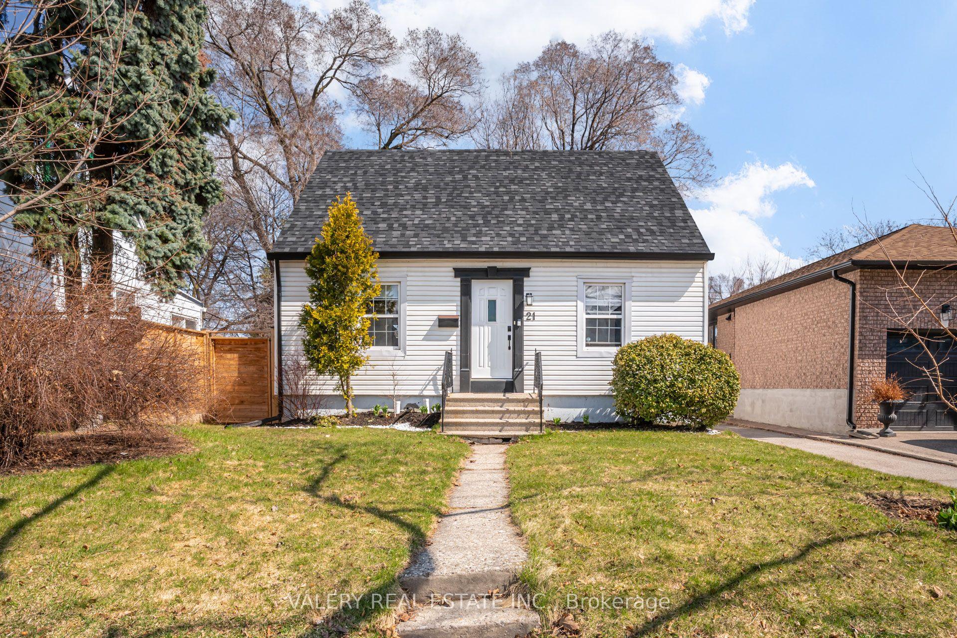 21 Avon Park Drive — photo 1