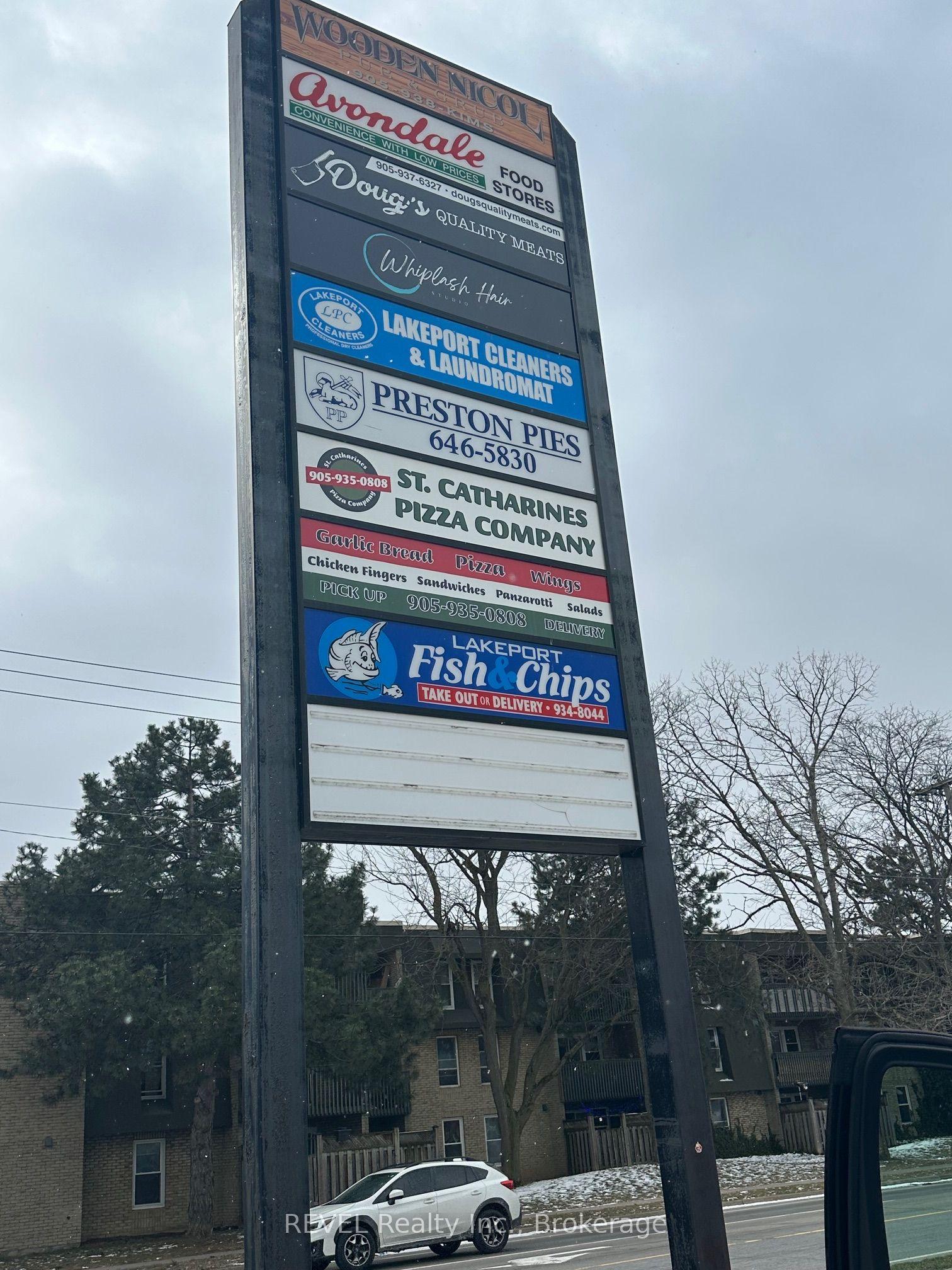 224 Lakeport Road — photo 1