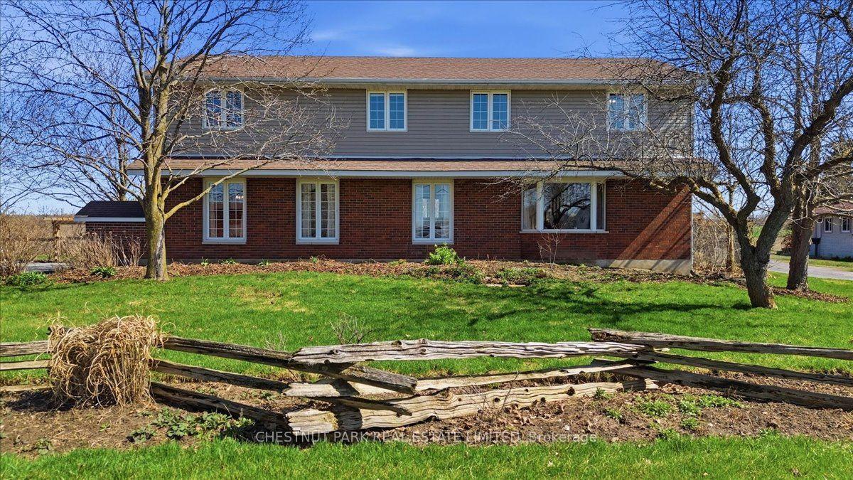 146 Massassauga Road — photo 1