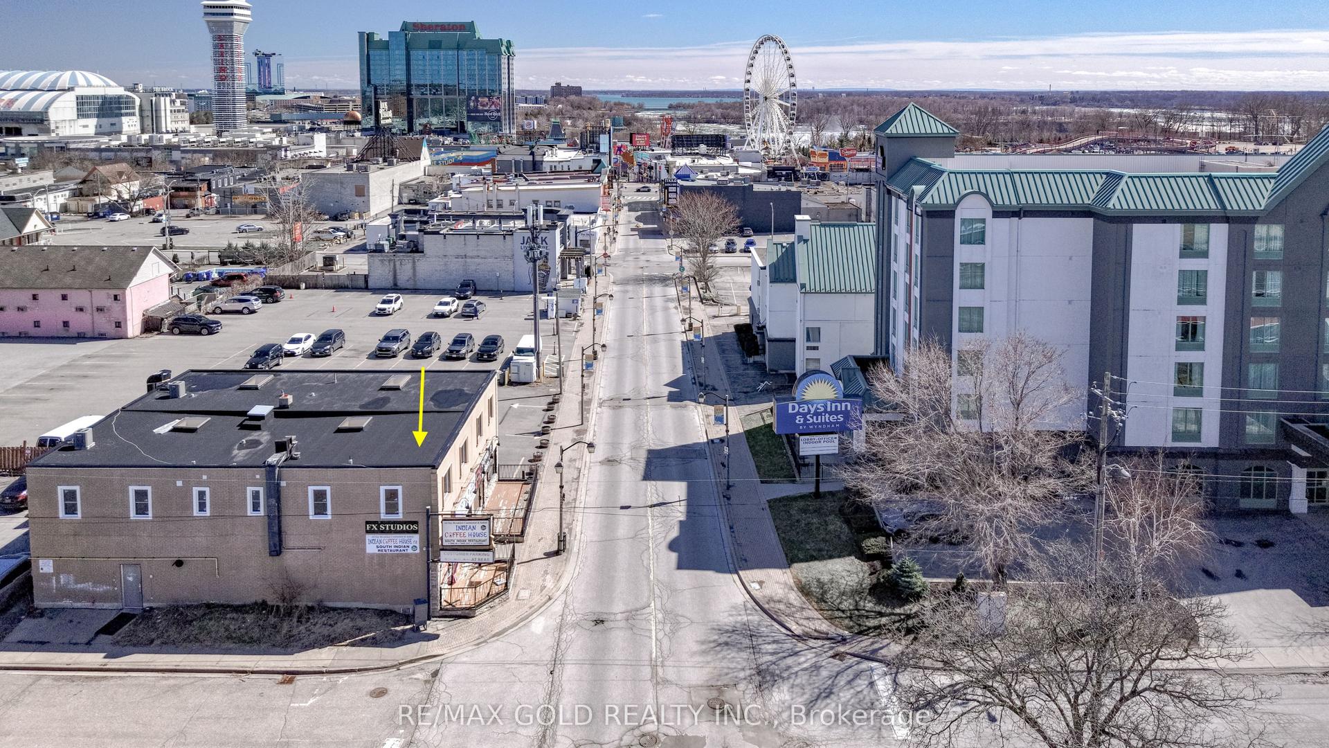 5077 Centre Street unit A #unit A — photo 1