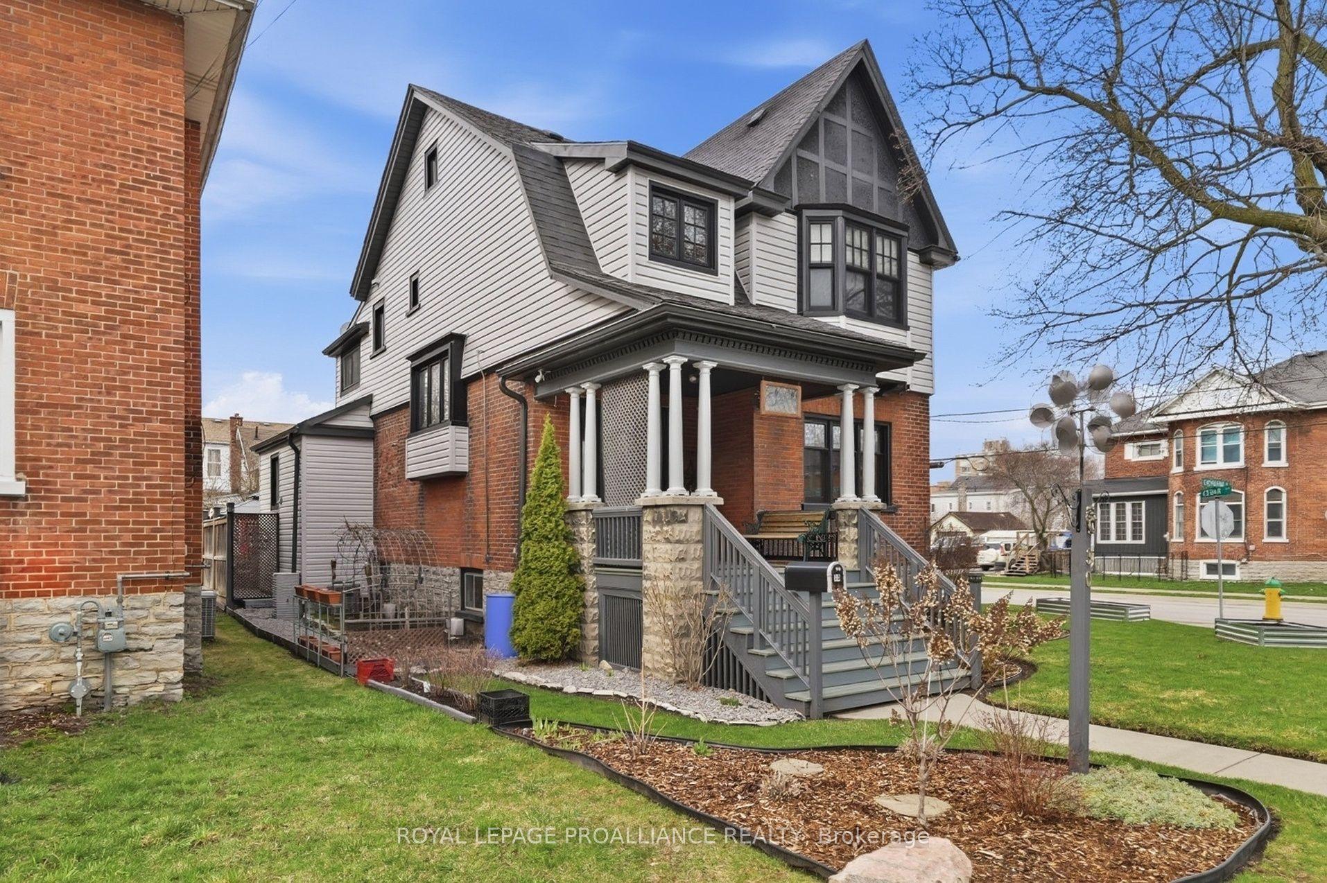 30 Catharine Street — photo 1