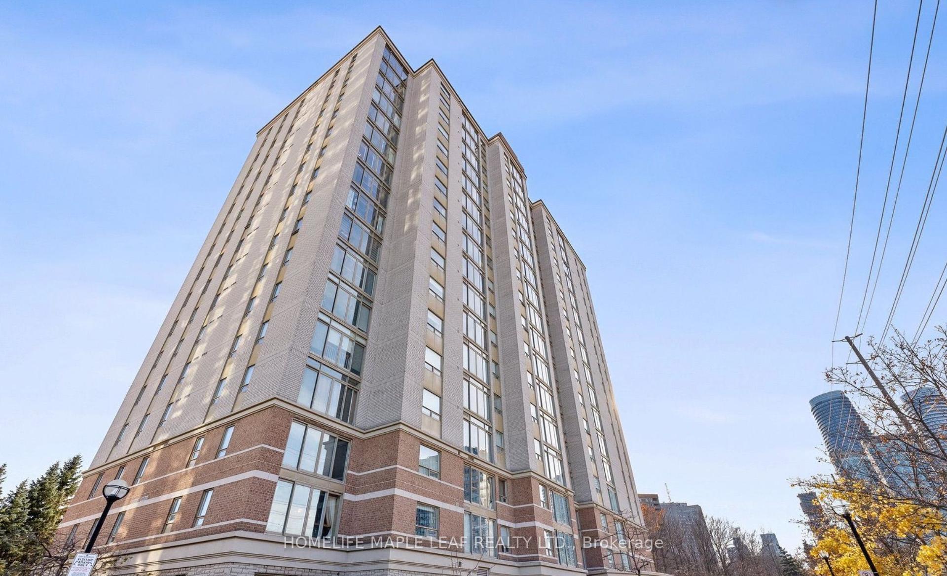 200 Burnhamthorpe Road E 1304 #1304 — photo 1