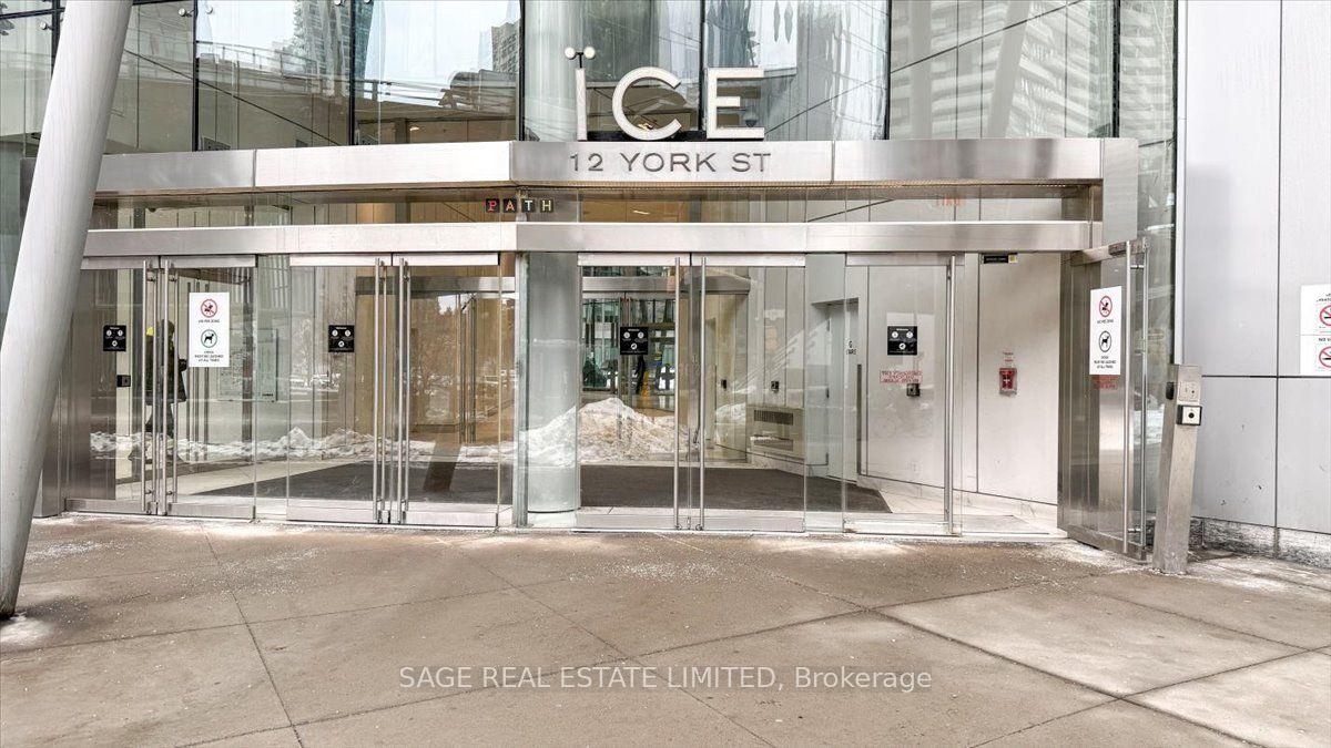 12 York Street 3608 #3608 — photo 1