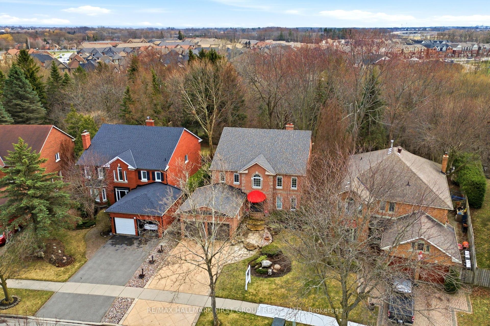 39 Kennett Drive — photo 1