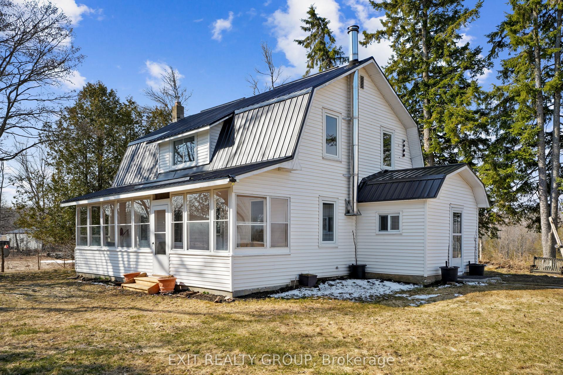 283 Clemenger Road — photo 1