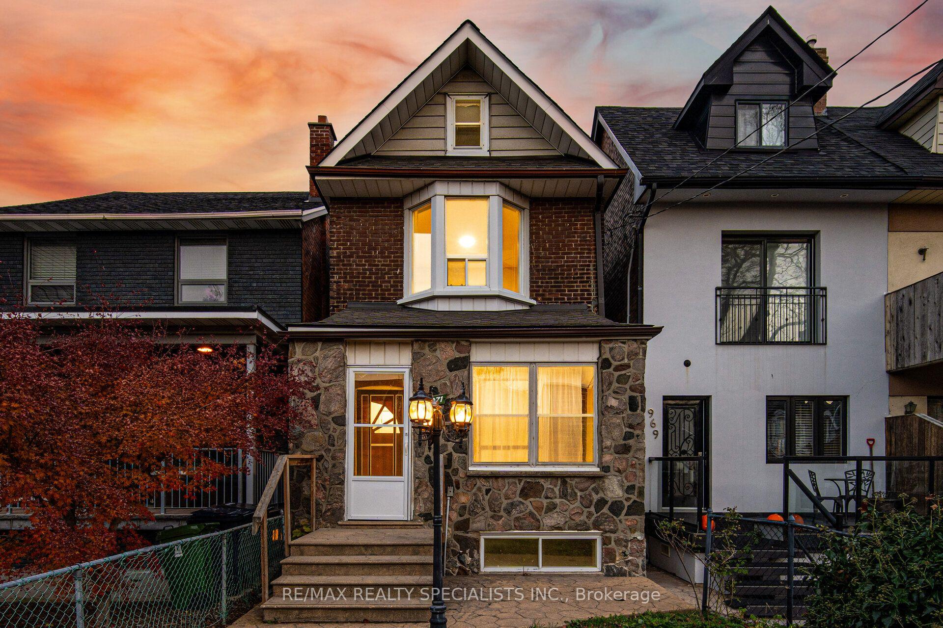 971 Saint Clarens Avenue — photo 1