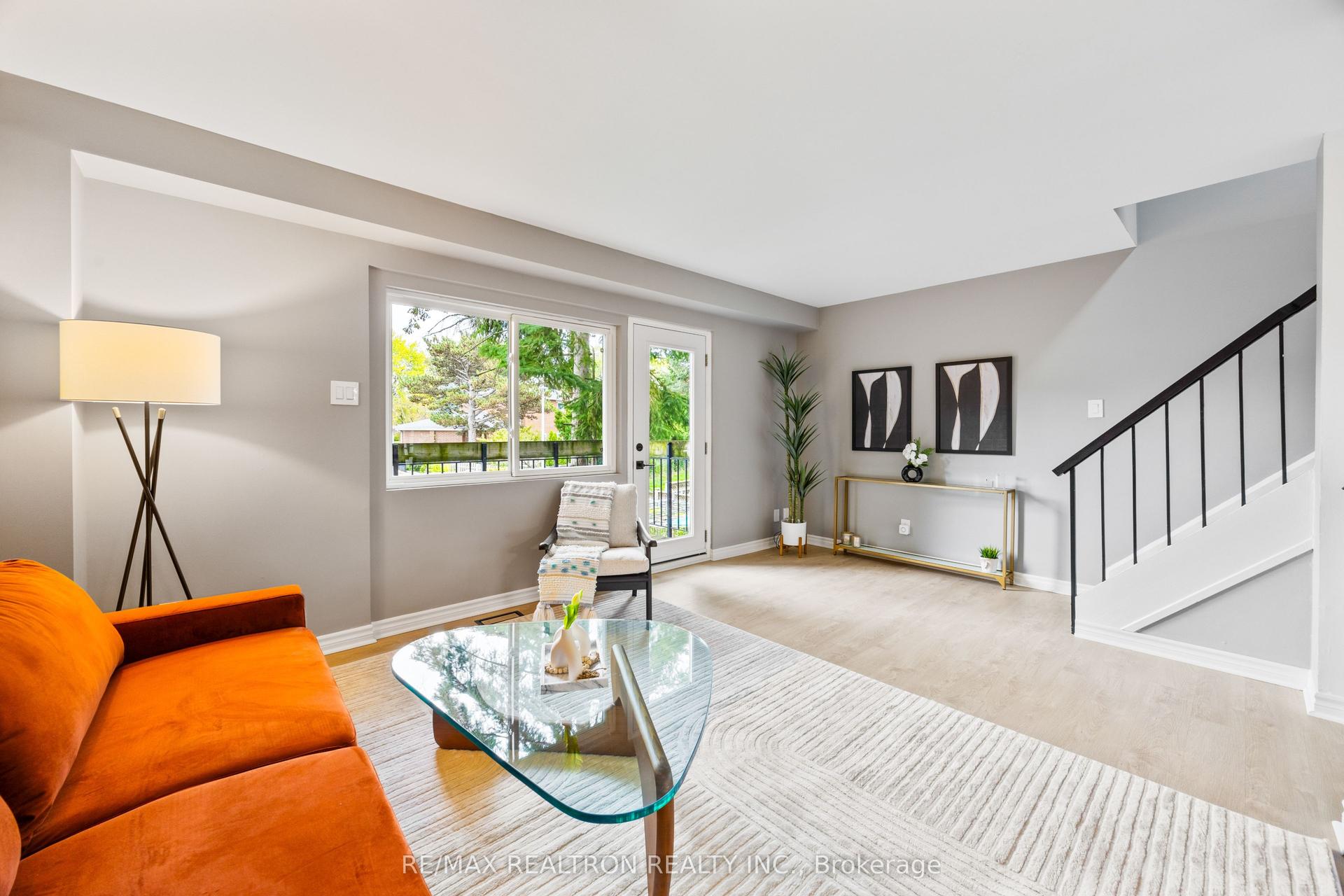 65 Godstone Road 114 #114 — photo 1